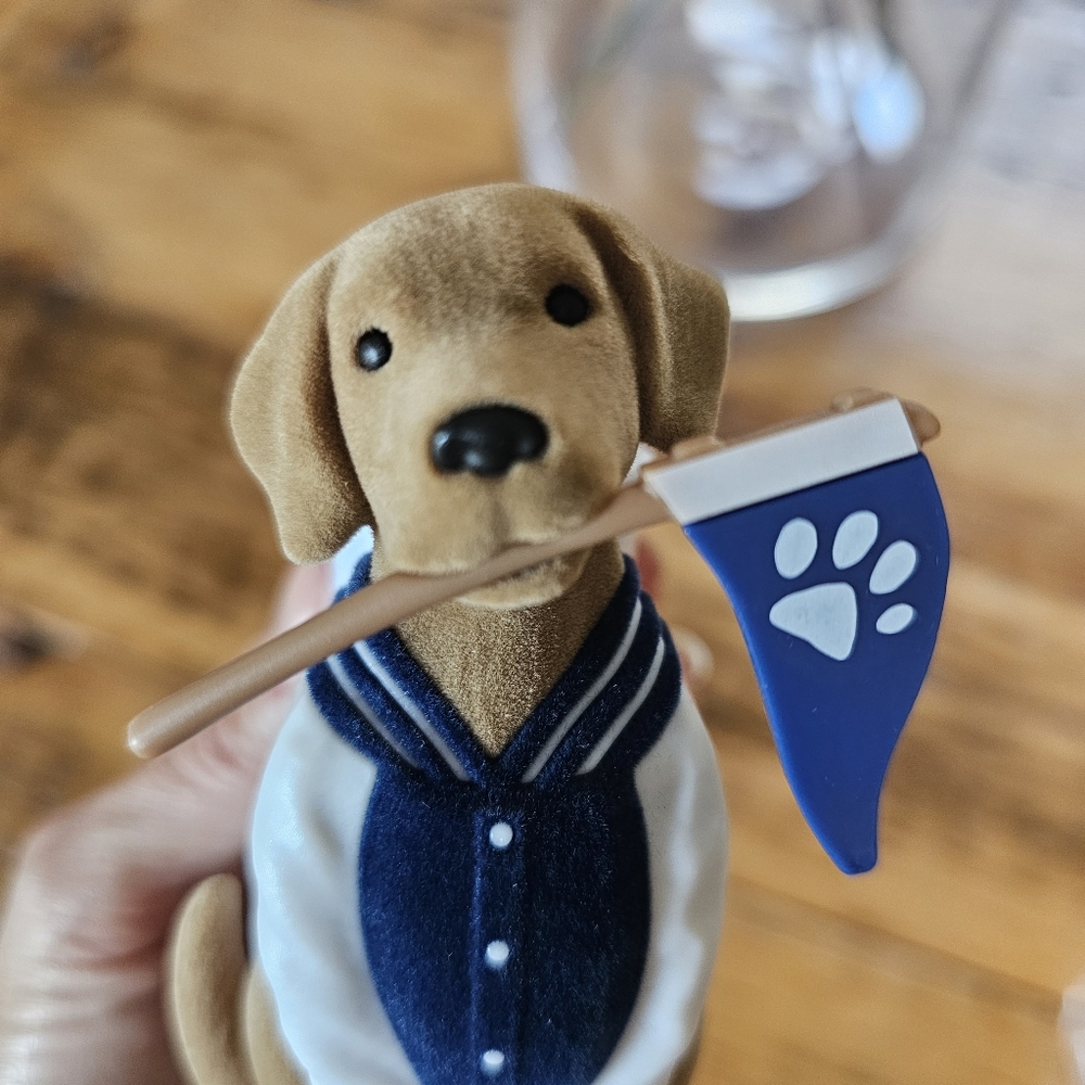Bath & Body Works Collegiate Dog Wallflower Plug In Blue and White Team Colors - Picture 3 of 9